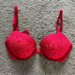 Victoria’s Secret Underwire Push-up Bra